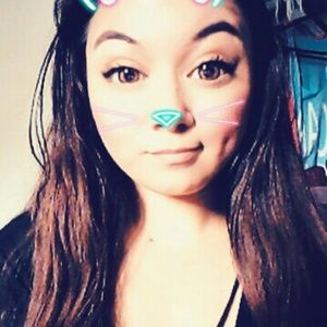 Meet your Posher, Selina